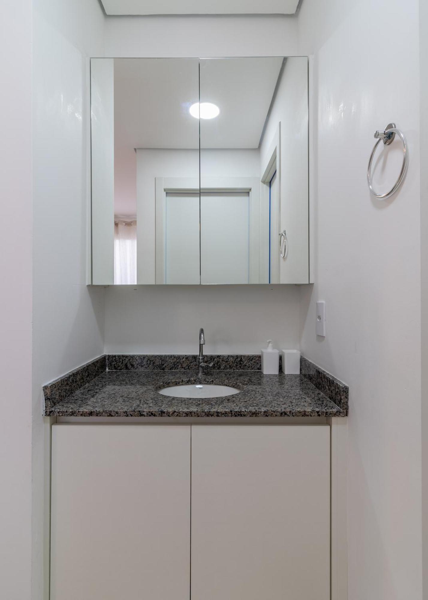 Apto Na Barra Funda, Proximo Metro Apartamento *
